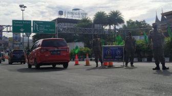 Nekat Lawan Arus Dishub Bekasi Kena Tilang Polisi di Puncak Bogor