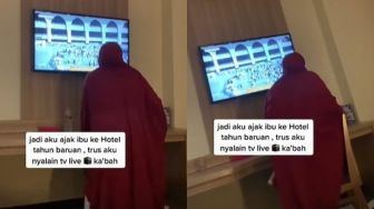 Menginap di Hotel, Reaksi Ibu Ini saat Lihat Ka&#039;bah di Televisi Bikin Nangis