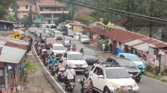 Antisipasi Macet, Polres Cianjur Sempat Tutup Jalur Menuju Puncak-Cipanas