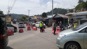 Cegah Kemacetan di Jalur Wisata, Polisi Rekayasa Lalu Lintas di Jalan RE Martadinata