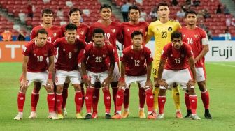 Timnas Indonesia Tiba di Jakarta usai Runner-up Piala AFF 2020, Langsung Disambut Suporter