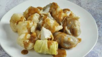 Resep Bumbu Kacang Siomay, Pelengkap yang Bikin Sajian Makin Lezat