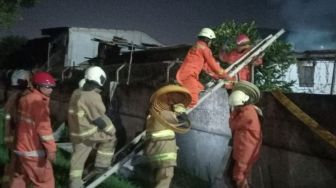 Kebakaran di Cakung, 21 Warga Kehilangan Tempat Tinggal