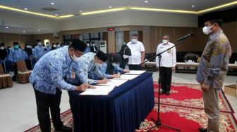 63 Pegawai Pemko Batam Menduduki Jabatan Baru