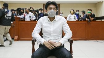 Jaksa Hanya Tuntut Gaga Muhammad 4,5 Tahun Karena Sopan, Netizen: Bukan Karena Kasusnya