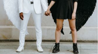 Terpopuler: Potret Pasangan Pacaran dari Bocil Sampai Dewasa, Outfit Fashion Show Dipakai Jadi Baju Rumahan