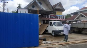 PN Pontianak Eksekusi Rumah di Jalan Wan Sagaf, Dikawal TNI-Polri