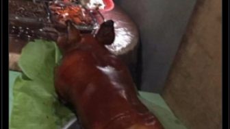Beredar Foto Hidangan Babi Guling di Meja, Publik Salfok Lihat Bagian Ini