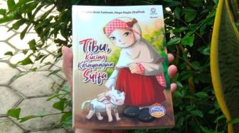 Belajar Menyayangi Binatang dalam Buku "Tibu, Kucing Kesayangan Syifa"