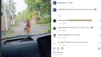 Viral Video Nenek-nenek Berantem di Perempatan Jalan, Warganet: Bukan Untuk Ditiru