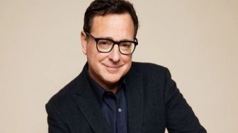 Meninggal Dunia, Ini Profil Bob Saget Sang Komedian Dark Jokes