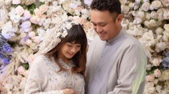 7 Potret Baby Bump Adiezty Fersa yang Semakin Besar, Jadi Sumber Kebahagiaan