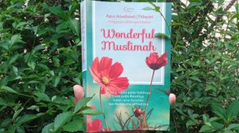 Menjaga Kehormatan Perempuan dalam Buku Wonderful Muslimah