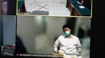 Setelah 5 Bulan Dikurung Dalam Tahanan, Penceramah Yahya Waloni Dibebaskan