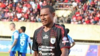 Tinus Pae Masuk Daftar Pemain Akan Direkrut Persipura Jayapura