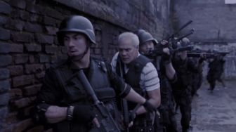Film Indonesia The Raid Akan Diproduksi Ulang Netflix, Gandeng Sutradara Ternama Hollywood!