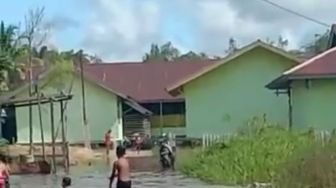 Prakira Cuaca Kalbar, Warga Diminta Waspada Banjir, Beberapa Wilayah Sudah Tergenang
