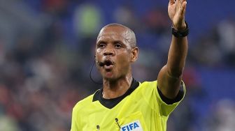 Profil Janny Sikazwe, Wasit Piala Afrika 2021 yang Akhiri Laga Dua Kali Sebelum 90 Menit