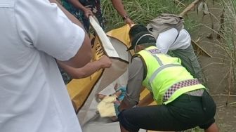 Mayat Bayi Ditemukan Mengambang di Sungai Brantas Jombang, Sempat Dikira Boneka
