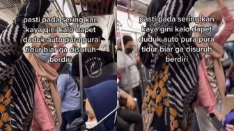 Cowok Bagi Tips Agar Kaum Pria Bisa Tetap Duduk Saat KRL Ramai, Tuai Dukungan