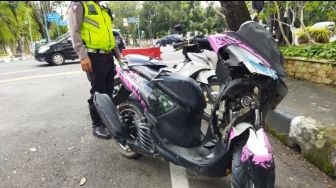 Ngebut hingga Tabrak Mobil di Depan Rumah Dinas Wali Kota Medan, Pemotor Patah Tulang