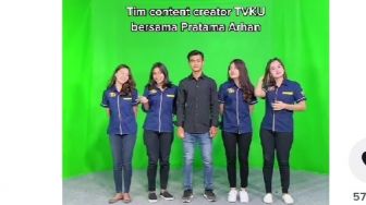 Pratama Arhan Joget TikTok Bareng Cewek-cewek Cantik, Warganet Langsung Heboh dan Ingatkan Ini