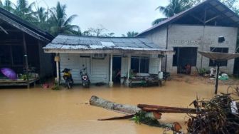 Stasiun Metereologi Kaltim Beri Imbauan Kepada Masyarakat Benua Etam Terkait Dampak Hujan Petir