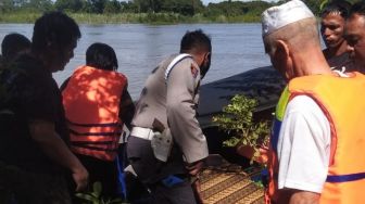 Kapal Pengangkut Jenazah Tenggelam di Perairan Sungai Mahakam, 12 Rombongan Diselamatkan Warga