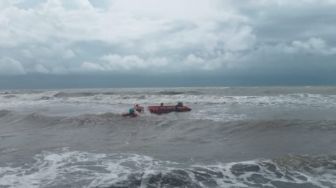 Korban Tenggelam Saat Pesta Ulang Tahun di Pantai Anging Mammiri Makassar Ditemukan Meninggal Dunia