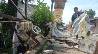 Viral Pengendara Mobil Kabur Usai Tabrak Pagar Warkop Omah Nenek di Kedaton, Pemilik: Kami Tunggu 24 Jam
