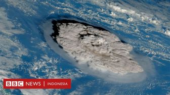 Tsunami Tonga: Dahsyatnya Erupsi Gunung Berapi Bawah Laut di Pasifik
