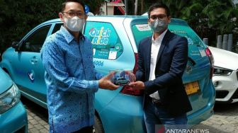 Kolaborasi Traveloka dan Bluebird Hadirkan Aplikasi QuickRide untuk Layanan Pesan Taksi