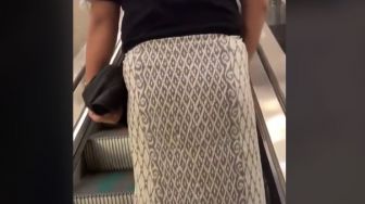 Pria Ini Cuma Pakai Sarung untuk Outfit Jalan-jalan ke Mall, Ternyata Seharga Belasan Juta Rupiah