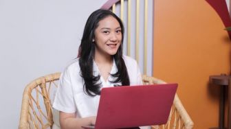 Biodata Putri Tanjung, Anak Chairul Tanjung Viral karena Berkata "High Risk, High Return"