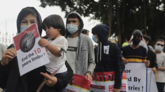 Pengungsi Afghanistan di Indonesia: Keras Sekali Bukan Seperti Manusia, Saya Tadi Dipukul, Didorong