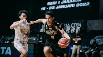 Hasil IBL 2022: Double-double Dmonta Harris Gagal Selamatkan West Bandits Combiphar Solo dari Kekalahan