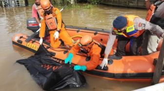 Pencarian 2 Hari, Jasad Justam Ditemukan Dalam Kondisi Meninggal Dunia di Sungai Jembatan Gantung