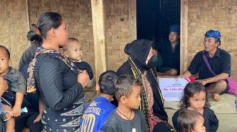 Serahkan Bantuan 100 Juta, Mensos Kabulkan Permintaan Tokoh Adat Baduy