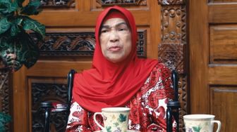 Sudah Terima Bantuan Ratusan Juta dari Jokowo dan Megawati, Dorce Merasa Masih Tak Cukup?