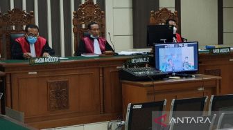 Telisik Aliran Uang Pembelian Aset Budhi Sarwono, KPK Periksa Wabup Banyumas Hingga Eks Bupati Semarang