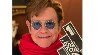 Musisi Elton John Positif Covid-19, Pertunjukkan di Dallas Resmi Ditunda