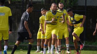 Eduardo Almeida Puji Kebugaran Pemain Arema FC Selama Jeda Liga 1: Tentu Saja Kami Optimis Tim Lebih Fresh