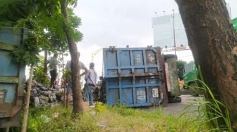 By Pass Pandaan Pasuruan Macet 1,5 Kilometer, Penyebabnya Truk Muatan Batu Bara Terguling