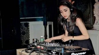 Profil DJ Indah Cleo, Salah Satu Korban Tewas Terbakar di Karaoke Double O Sorong