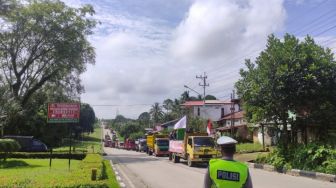 Ratusan Truk Gelar Aksi di Bontang, Luding Limbong Sebut Mereka Kecewa, Tuntut Perusahaan Berdayakan Jasa Lokal