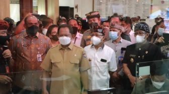 Tito Karnavian Datangi Mal Pelayanan Publik Badung Bali, Ini yang Dilakukannya