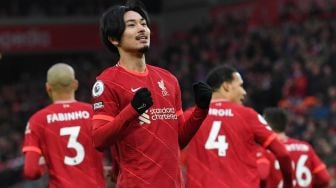 Gagal Bersinar, Liverpool Siap Lepas Minamino ke Klub Prancis