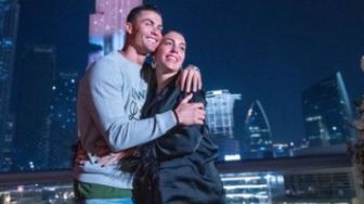 Cristiano Ronaldo Ungkap Bakal Menikah dengan Georgina Rodriguez Bulan Depan