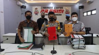 Dana Desa untuk Ambulans Dipakai Beli Avanza Buat Pribadi, Mantan Kades di Sukabumi Diciduk Polisi