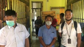 Lurah Tanjungpermai, Samsudin dan Notaris Tanjunguban, Ratu Aminah Ditahan karena Kasus Mafia  Tanah